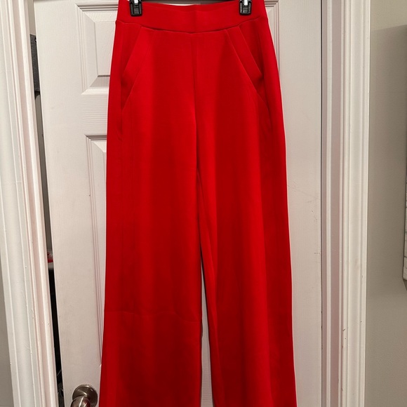 NWT SPANX Red AirEssentials Wide Leg Pant - Picture 4 of 6